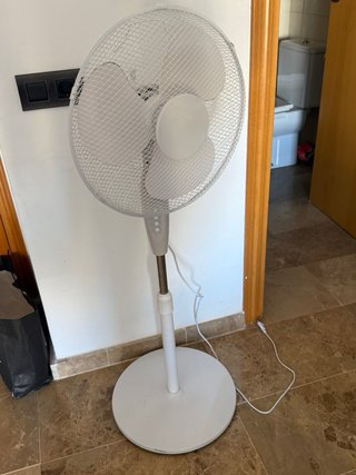 Somier + Colchón + Espejo + Ventilador