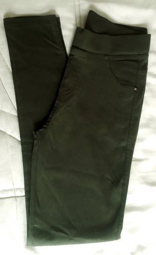 Pantalón elástico verde oliva