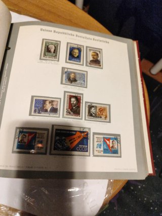 Francobolli Volume 13