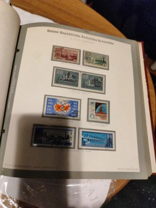 Francobolli Volume 13