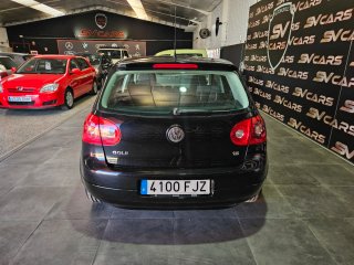 Volkswagen Golf 1.6 gasolina,solo 25.000k,1 dueño.