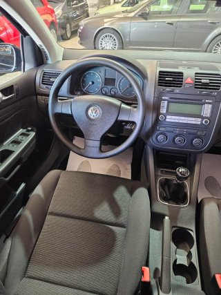 Volkswagen Golf 1.6 gasolina,solo 25.000k,1 dueño.