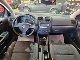 Volkswagen Golf 1.6 gasolina,solo 25.000k,1 dueño.