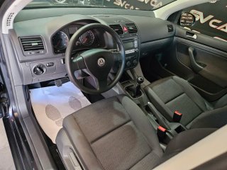 Volkswagen Golf 1.6 gasolina,solo 25.000k,1 dueño.