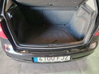 Volkswagen Golf 1.6 gasolina,solo 25.000k,1 dueño.