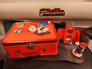 Super Mario Odyssey + Amiibo + Grip+ lonchera