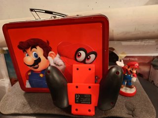 Super Mario Odyssey + Amiibo + Grip+ lonchera
