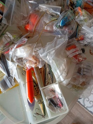 carretes de pesca+ aparejos