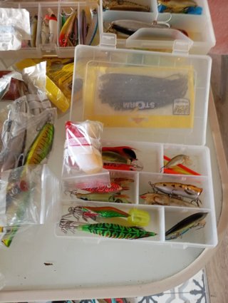 carretes de pesca+ aparejos