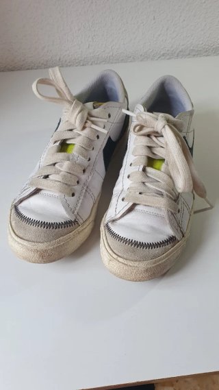 Zapatillas Nike Negras y Blancas