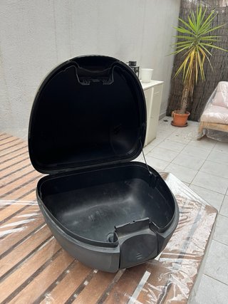 Baúl moto SHAD SH33 Negro