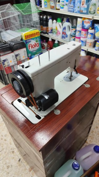 Máquina de Coser Sigma Eléctrica Mod. 161 63726441