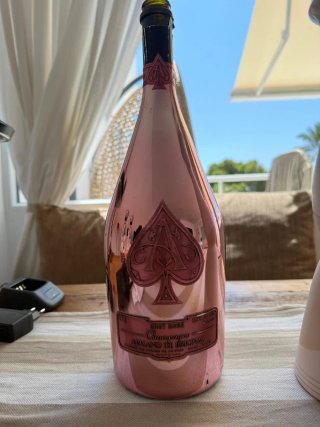 Botella Armand de Brignac Rose vacía
