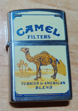Encendedor Camel Filters tipo Zippo