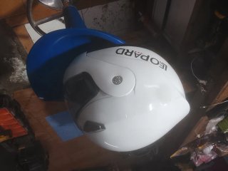 Casco de moto blanco LEOPARD