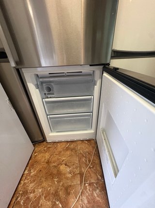 Frigorífico Bosch plateado