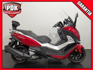 SYM Cruisym 300