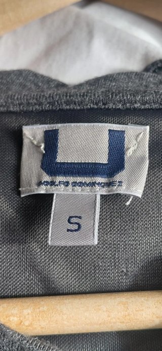 Top gris de la colección U A.Domínguez. Talla S.