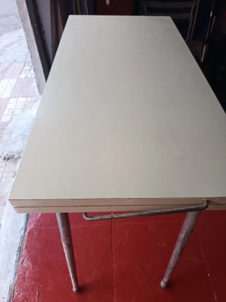 Mesa de cocina plegable