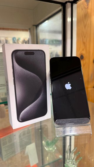 iPhone 15 Pro Negro
