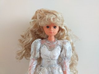 Muñeca Betty Melody Brite