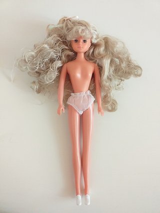 Muñeca Betty Melody Brite