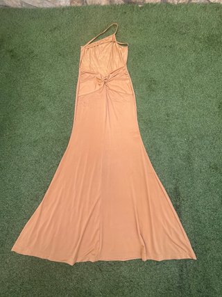 Vestido largo melocotón corte sirena