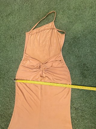 Vestido largo melocotón corte sirena