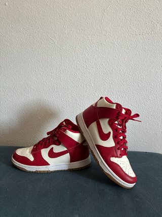 Nike Dunk High Blancas y Rojas Talla 38