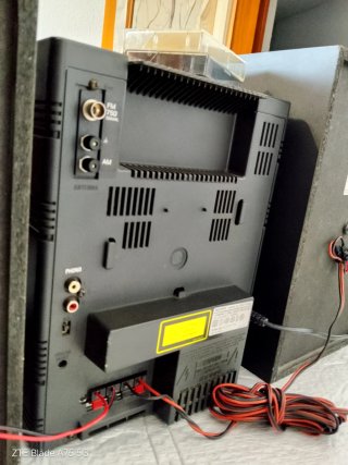 Radio Sony HCD-h500 con 2 altavoces. SS-L50