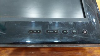 TV Thomson 22 Negra y Morada
