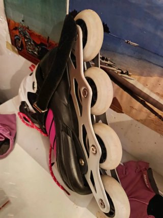 Patines en línea y protecciones