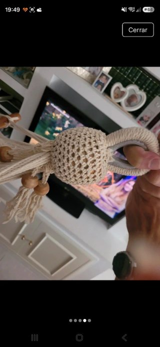 Hamaca de tela beige y blanca