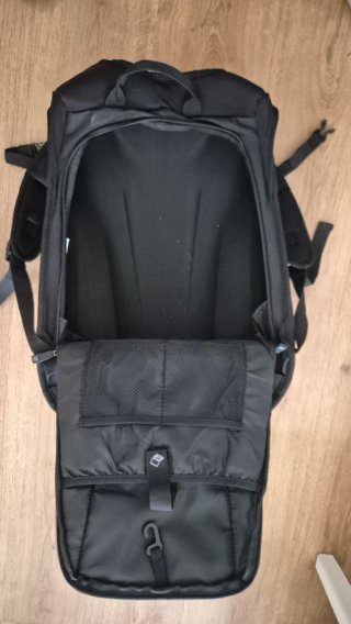 Mochila Course motorista negra y gris
