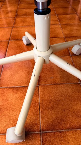 Mesa escritorio y silla