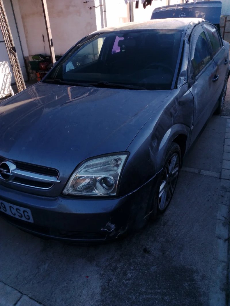 Opel Vectra 2004 - foto 1