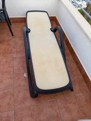 Tumbona resistente beige y negra 30 unidades