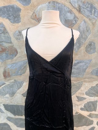 Vestido satinado negro Lefties Talla XL
