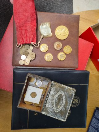 Collezione di monete con album