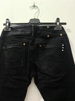 Jeans skinny neri strappati donna