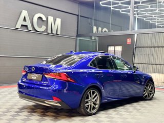 Lexus IS 2.5 300h F Sport + Cuero