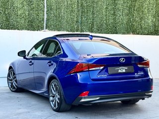 Lexus IS 2.5 300h F Sport + Cuero