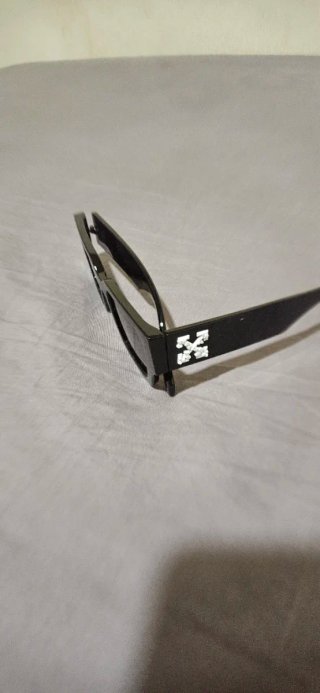 Gafas de sol negras
