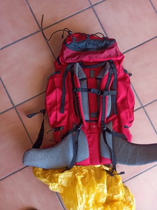 Mochila Ferrino Transalp roja de 60l