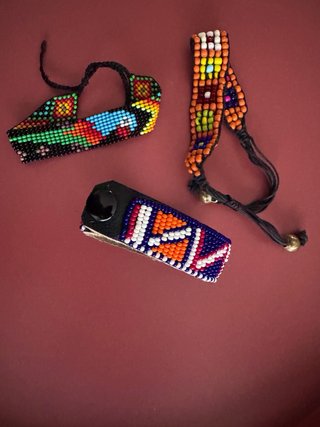 Pulseras de cuentas africanas hechas a mano