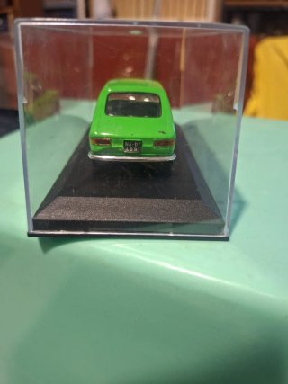 Fiat 127 1972 - Modelo a escala 1:43