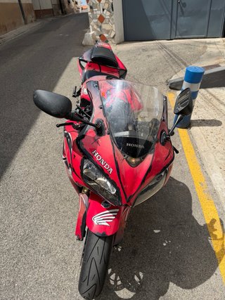 Honda CBR 1000 RR 2006