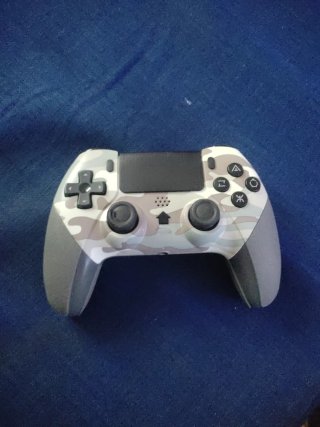 PS4 (PlayStation 4) Negra + Juego CTR Memoria 1TB