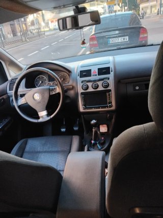 Volkswagen Touran 2010