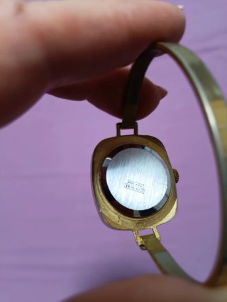 2 Relojes Vintage Continental y Lucerne Oro